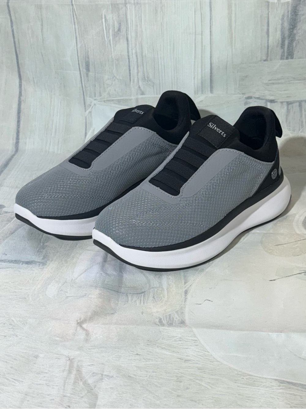 Silverts SV15440 Women's Adaptive Slip On Sneakers Comfort Walking Shoes Size 6
